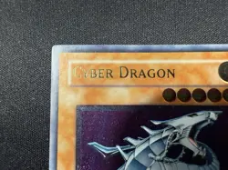 Yu-Gi-Oh Cyber Dragon CRV-EN015 Ultimate Rare 1st Edition LP Condition - Image 5