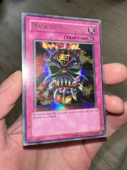 Yugioh Misprint Large Foil Shift Mask Of Restrict LON Ultra Rare LP - Image 2