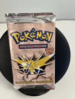 1999 Fossil 1st Edition Booster Pack WOTC Pokemon Factory Sealed Zapdos 21.19g - Image 1