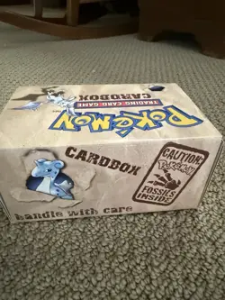1999 Pokemon Aerodactyl Fossil Vintage Cardbox Box- Filled and 1 shadowless card - Image 2