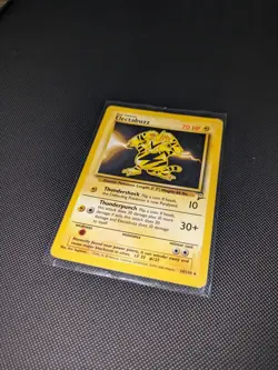 Electabuzz Non Holo Rare Pokemon TCG Card 24/130 Base Set 2 1999 Moderate Play - Image 1
