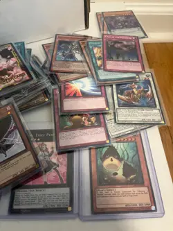 YU-GI-OH card lot in box. Some cards in sleeves. - Image 2