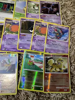 Huge lot of pokemon cards 2000-2009 With Holos. Over 130 Cards - Image 2