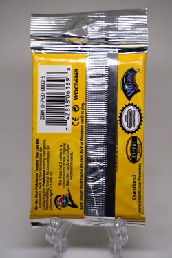 21.05g Pokemon TCG Base Set 2 Booster Pack 2000 Gyarados Art WOTC Vintage Sealed - Image 3