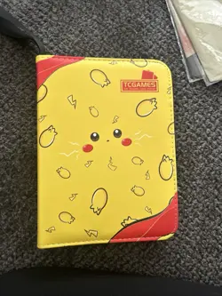 TCG Games Pikachu Full Size Zip Up Pokemon Card Binder Holds 400 Cards NEW! - Image 1