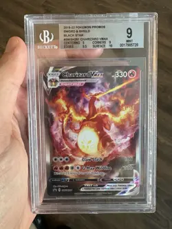 Charizard VMAX SWSH261 SWSH: Sword & Shield Promo Cards Holo - Image 3