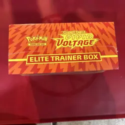 Pokemon TCG: Sword & Shield-Vivid Voltage Elite Trainer Box (133 Cards) 820650807688 - Image 4