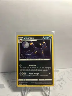 Pokemon TCG Sword & Shield Umbreon Holo Black Star Promo Card SWSH129 - Image 1