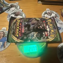 21.7g🔥🔥 - Vivid Voltage Pokemon Booster Pack, Sealed & Weighed - Image 1