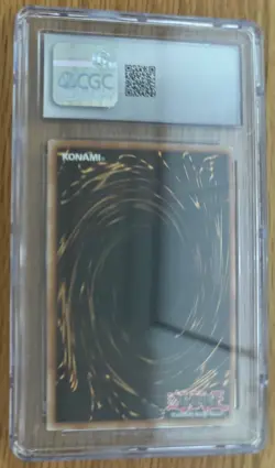 Yugioh Blue Eyes White Dragon LC01 EN004 Holo CGC Graded 8 Mint Not PSA Card - Image 3