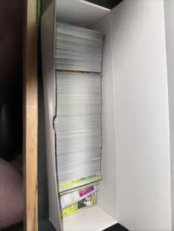 600+ Bulk Japanese Pokemon Cards Lot w/ Holos, commons and EX Cards - Image 2