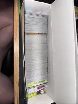 600+ Bulk Japanese Pokemon Cards Lot w/ Holos, commons and EX Cards - Image 3