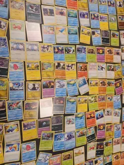 Assorted Mixed Pokemon Card's Bundle Bulk Lot - Image 4