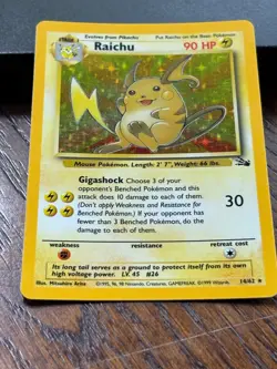 Pokemon TCG Fossil Lot of 3 Holo Rare Hitmonlee Ditto Raichu Ungraded - Image 4