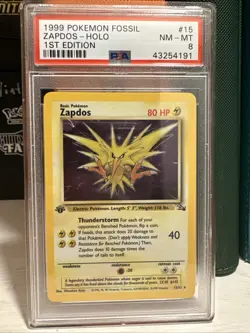 Pokemon Zapdos 1st Edition Fossil Holo Rare Card #15 - Image 1