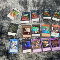 Lot of 100 Plus Cards Vintage 1996 Yu-Gi-Oh! Holo Cards Included - Image 2