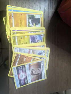 Pokemon TCG 1000+ Card Bulk Lot Mixed Cards, Common, Uncommon, Holos - Image 4