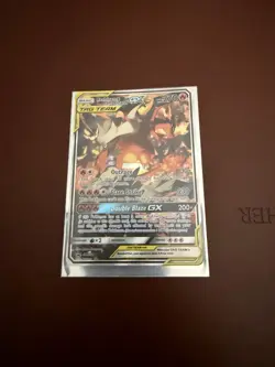Reshiram & Charizard GX SM201 Alternate Art - Sun & Moon Tag TeamPromo Card - Image 1