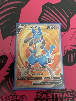 Pokemon TCG Lucario V SWSH Black Star Promos SWSH213 Holo Promo - Image 1