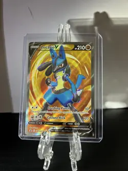Lucario V SWSH213 Sword & Shield Full Art Promo Holo Pokemon TCG NM/M - Image 1