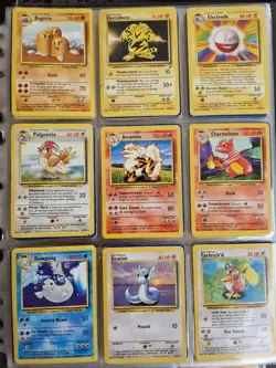 Full non-holo collection of Base Set 1999 WOTC Vintage Pokemon Cards - Image 3
