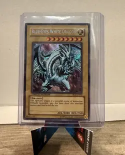 YuGiOh BLUE-EYES WHITE DRAGON Secret Rare Limited Edition FL1-EN001 - Image 1