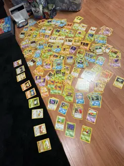 HUGE Lot Of Vintage Fossil And Jungle Pokemon Cards. Commons, Uncommons, Rares. - Image 2