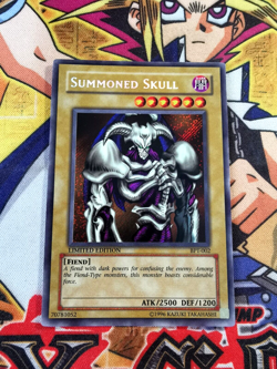 Summoned Skull bpt-002 Ltd Ed (MP) Secret Rare Yu-Gi-Oh! - Image 1