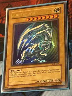 Yu-Gi-Oh! TCG Blue-Eyes White Dragon SDK-001 Ultra Rare Unlimited LP - Image 3