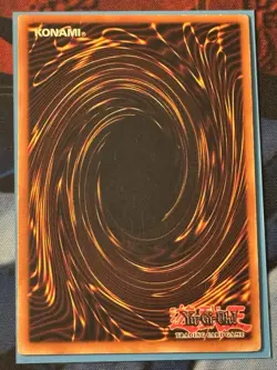 Yu-Gi-Oh! TCG Blue-Eyes White Dragon SDK-001 Ultra Rare Unlimited LP - Image 4