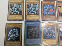 Vintage 1996 Yu-Gi-Oh 555 card lot Blue/Red Eyes 1st edition Holos Commons ETC - Image 3