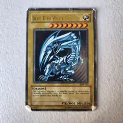Yu-Gi-Oh! Blue-Eyes White Dragon SDK-001 1996 Starter Deck Kaiba Original Played - Image 1