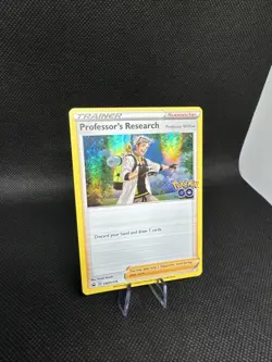 Professor's Research SWSH178 Pokemon GO Black Star Promos Holo Pokemon 2021 NM - Image 1
