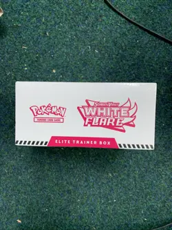 Pokemon Trading Card Game - Scarlet and Violet White Flare Elite Trainer Box - Image 3