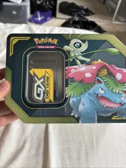 POKEMON TRADING CARD GAME~EMPTY METAL TIN~STORAGE BOX~NEW Venusaur & Celebi - Image 1