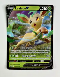 Leafeon V SWSH194 Black Star Promo Pokemon Card * Near Mint - Image 1