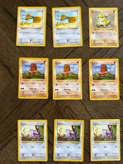 Vintage TCG Shadowless Base Set lot of 44 Pokemon cards - Image 2