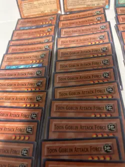 Yugioh Lot 68 1996 Lon SD2 SDY DL7 Halo 1st Edition Toon Goblin Attack Force - Image 3