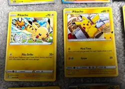 Pokemon Pikachu 12 card mixed lot; 6 Holo's and Reverse Holo included! - Image 5