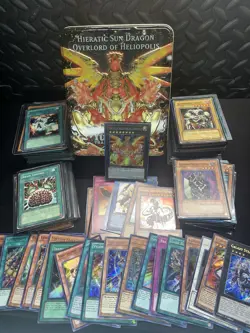 | Yugioh HIERATIC SUN DRAGON OVERLORD Tin Lot + Foils, Rares, Commons NM-HP | - Image 1