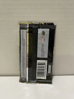 Marvel Legends Trading Cards Wave 2 Sealed Gamestop Single Pack - Image 2