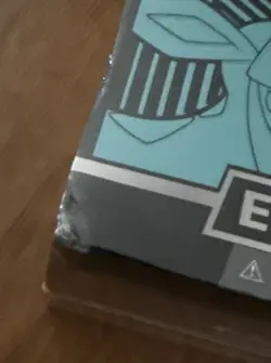 NEW Pokemon Sword & Shield: Evolving Skies Elite Trainer Box ETB - Purple/Blue - Image 2