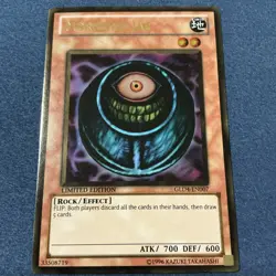 Yugioh! Morphing Jar GLD4-EN007 Gold Rare - Limited Edition- NM - Image 2