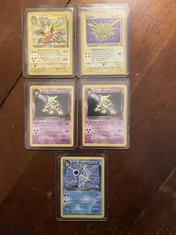 Vintage 1999/2000 Pokemon Mixed Lot of 32 Cards Personally Owned For 25 Years - Image 4