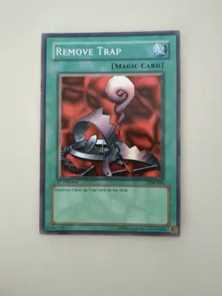 Remove Trap LOB-060 The Legend of Blue Eyes White Dragon 1st Edition - Image 1