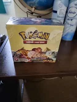 Pokemon TCG Darkness Ablaze Sword & Shield Darkness Ablaze Booster Box, 36... 1037187595714 - Image 1