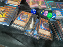 YuGiOh card lot of over 900 cards - nice mix - Image 5