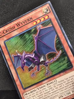 C-Crush Wyvern SDKS-EN003 Structure Deck: Seto Kaiba-1st Edition Holo (A) - Image 4