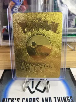 Ultra Rare Shining Charizard 1st Edition 107/105 Gold Foil Pokemon Card - Image 2