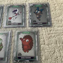 Lot of (5) Topps Chrome Vee Friends 1st Edition Holo Foil Cards No Duplicates NM - Image 2